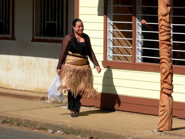 61- Habitante souriante de Neiafu 